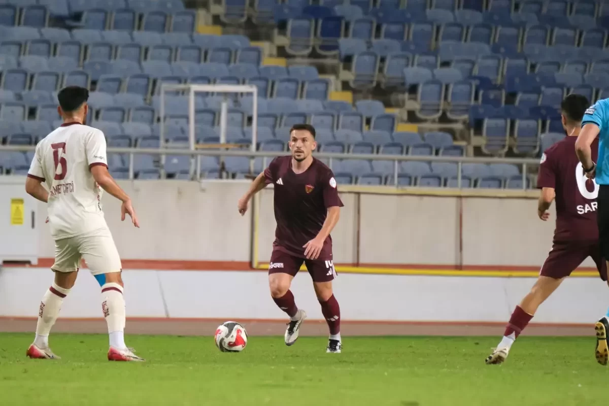 Bandırmaspor, Hatayspor'u 3-0 Yendi