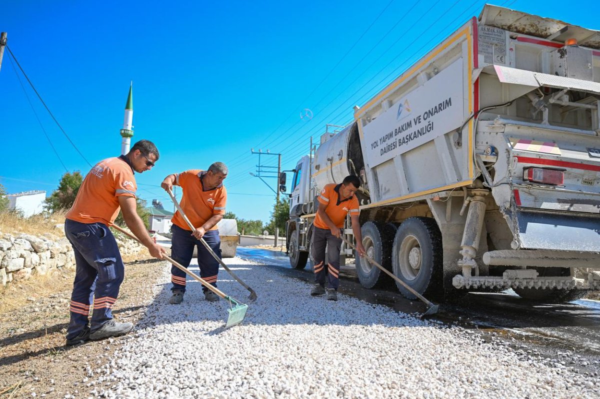 Büyükşehir’le İlçelerde Ulaşım Ağı Daha da Güçleniyor